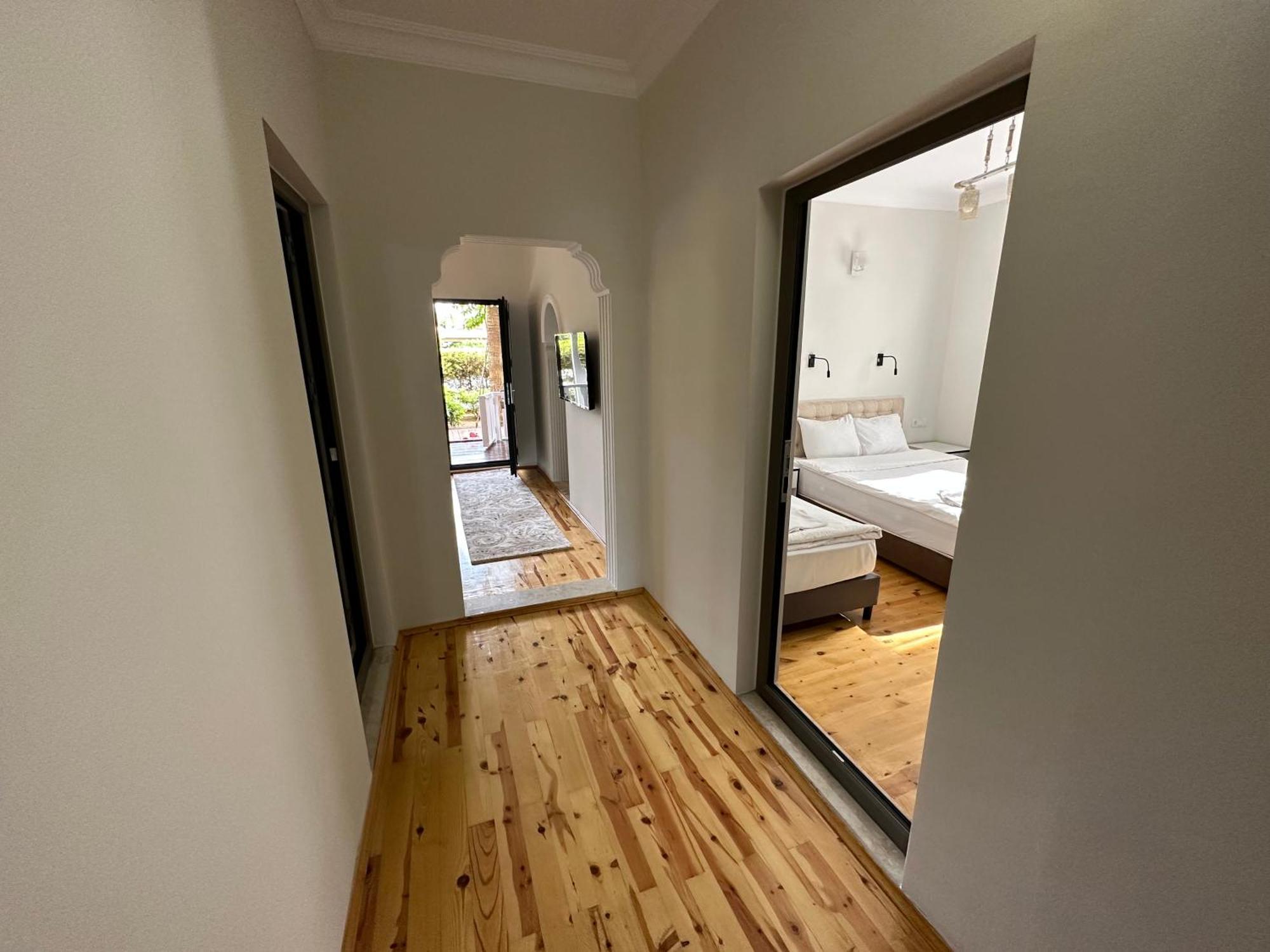 Otel Palm Çıralı